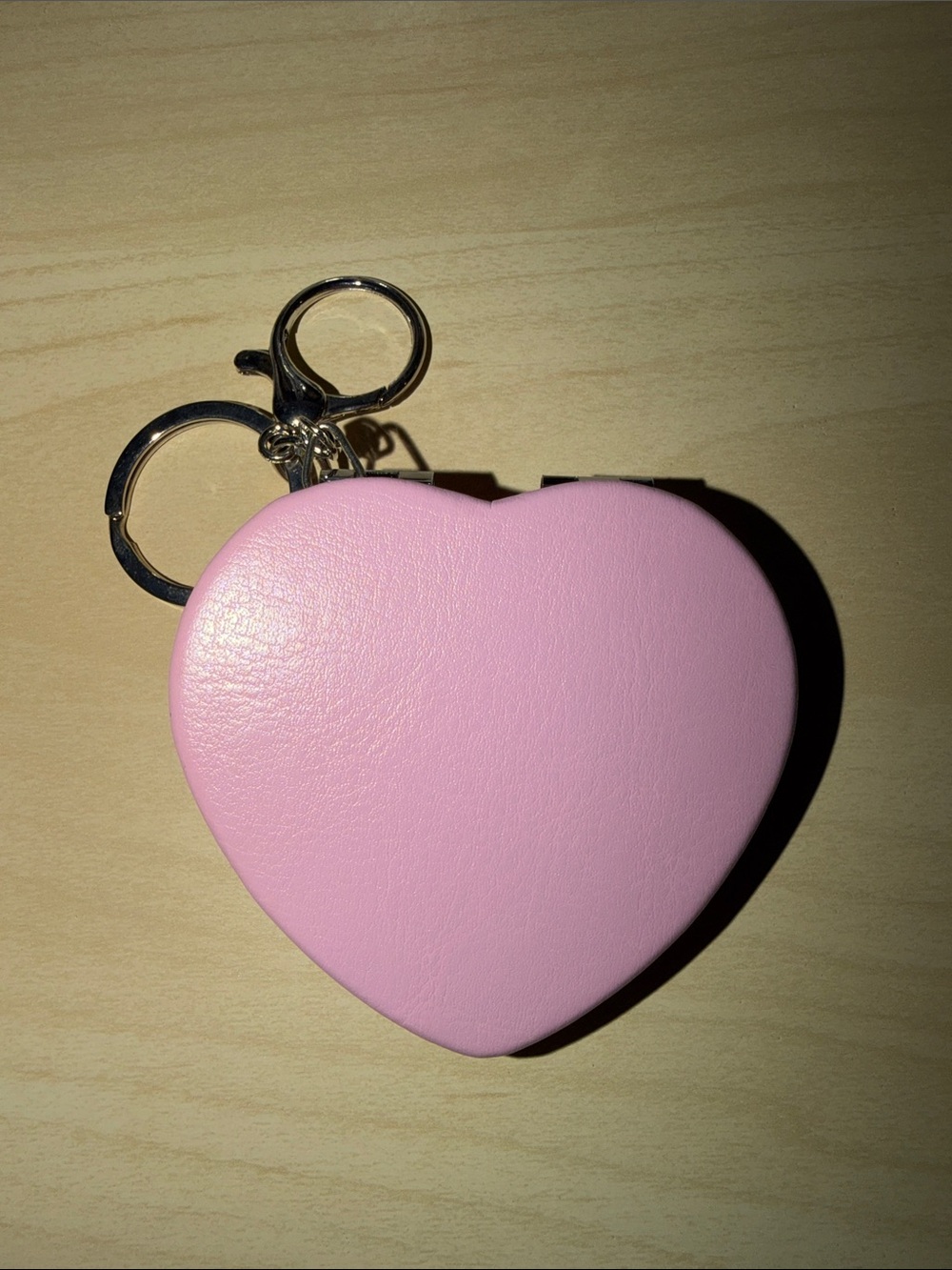 Monster Compact Mirror Keychain - Picture 4 of 6